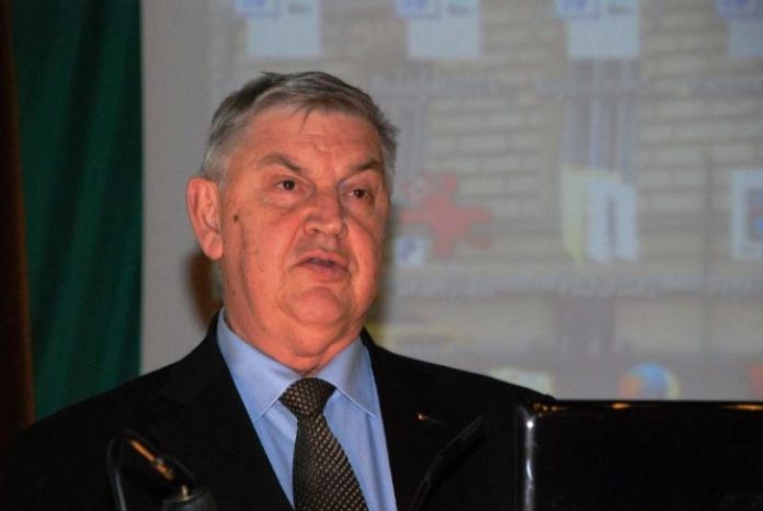 Акад. Дамян Дамянов