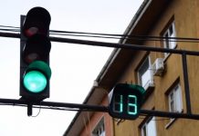 Умни светофари ще пропускат линейките в София умни светофари