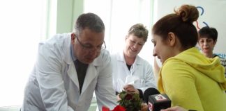 Иван Костов