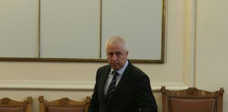 Проф. Николай Петров