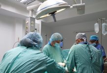 Тумор с размерите на бебе извадиха от корема на 63-годишна жена тумор