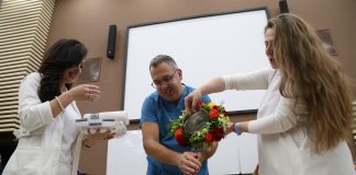 Майчин дом