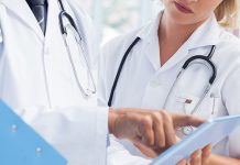 консултанти