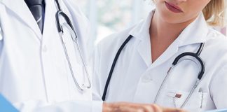 консултанти