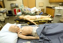 Близо 7000 души от Спешна помощ на курс за 700 000 лева Спешна помощ