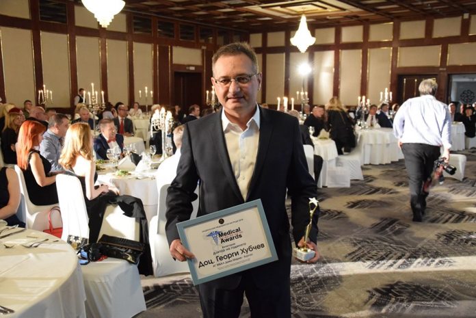 лекар на годината