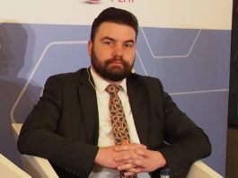 Аркади Шарков: Някой подвежда здравната министърка Шарков