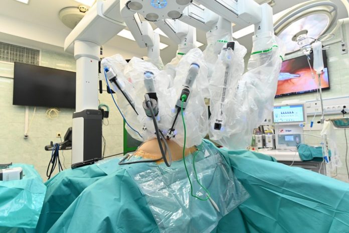 роботизирана хирургия