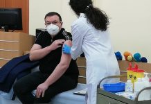 Проф. Ангелов: В България ще пристигнат по 3 млн. ваксини от трите вида ваксини