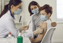 Имунизацията срещу COVID на деца у нас стартира в петък имунизации