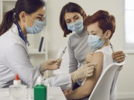 БЛС: При доказани фиктивни имунизации да се търси отговорност от лекаря и родителите имунизации