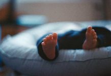 След домашно лечение: Дете на 6 г. почина от двойна бронхопневмония деца