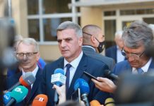 Премиерът Янев: Бизнесът трябва да работи, животът да тече нормално Янев