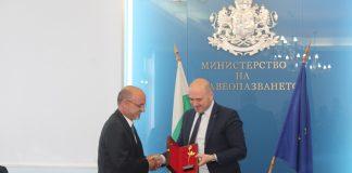 медицински екипи