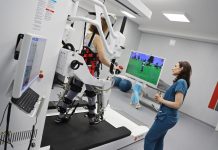 Роботизираната рехабилитация във ВМА помага на пациенти с тежки заболявания ВМА