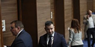 Мавров