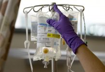 ДАНС и НЗОК ще проверяват цените на онколекарствата онкоболните