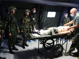военен лекар