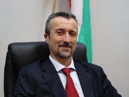 Шефът на касата доц. Петко Стефановски сам хвърли оставка Стефановски