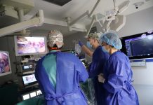 Хирурзи от ВМА оперираха на живо пред 250 медици ВМА