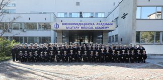 военни лекари