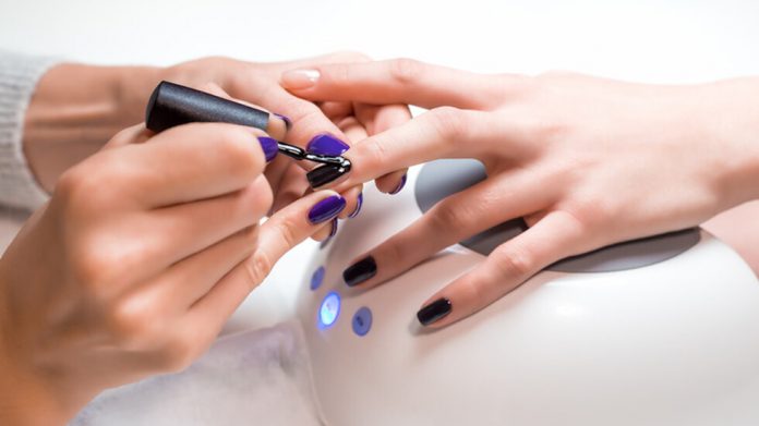 гел лаковете