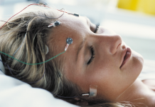 ИИ изчислява риска от над 130 болести по време на сън сън