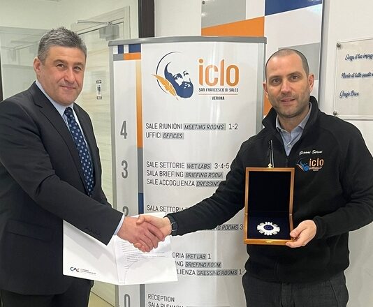 СЛК ще плати курс в Италия на петима млади лекари лекари