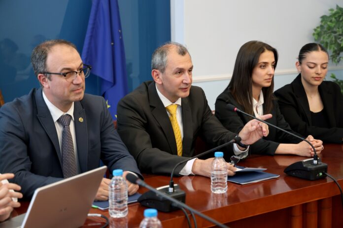 специализантите