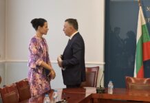 Общините искат младите медици задължително да работят при тях за 3 г. общините