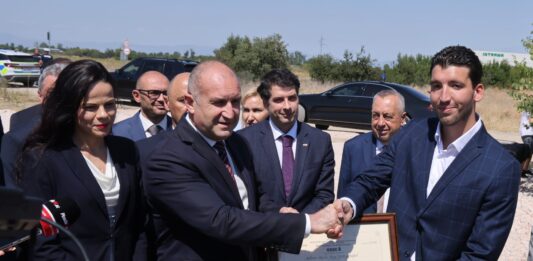 Радев: Не очаквайте рокади в правителството Радев