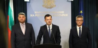 Оборудват с дефибрилатори 2300 автомобила на МВР дефибрилатори
